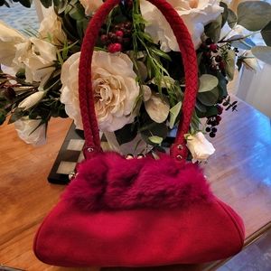 Red no brand suede leather structured purse with faux fur trim
